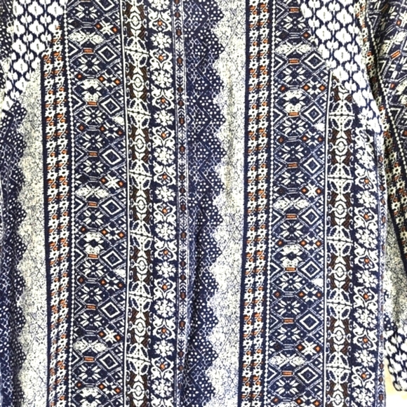 Doe and Rae size small top - Picture 8 of 8